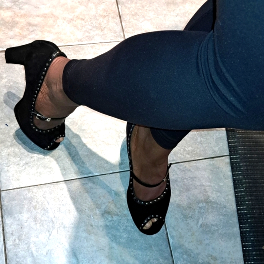 Leather Peeptoe Aerosoles